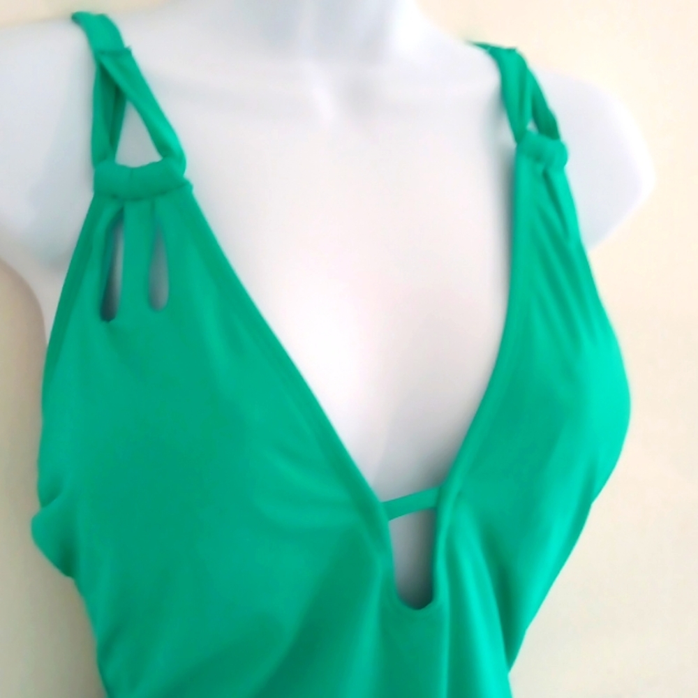 🎁NWT Swimsuit Stretch Push-Up Pads, Adjustable Straps - Picture 8 of 10